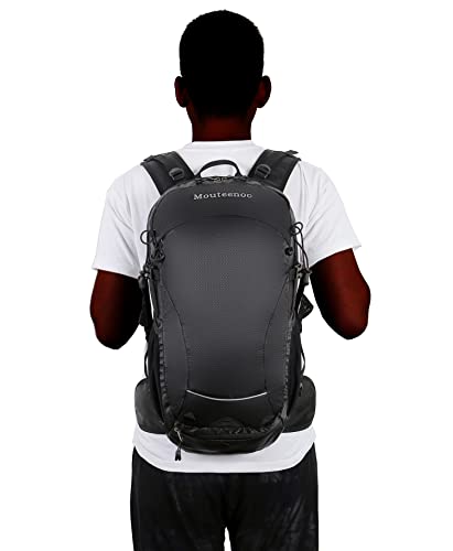 Mouteenoo Mountain Biking Backpack for MTB, Cycling and Bike Commuter Backpack for Men and Women (Black)